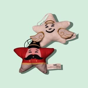 3/$20💗Carl's Jr. Happy Star Christmas ornaments set of 2